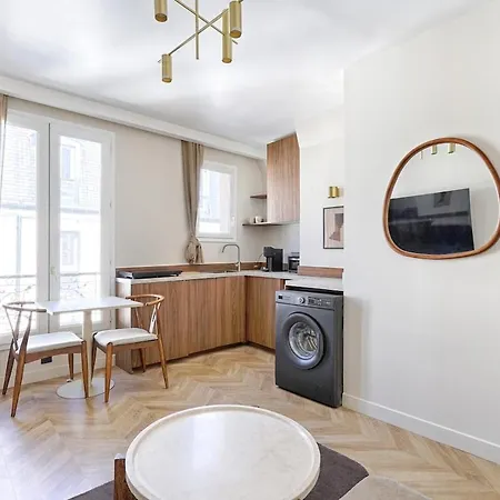 Barbes Buttes Chaumont Cosy 2p Apartment Paris