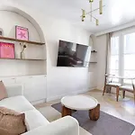 Апартаменты D'architecte Bellot Buttes Chaumont Париж